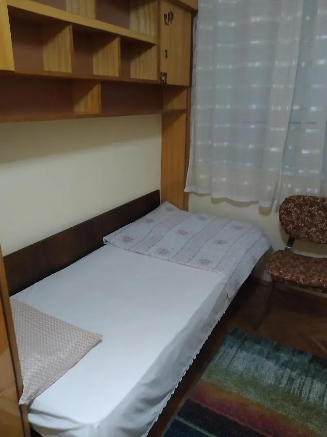 Апартамент Батенберг Apartment Varna